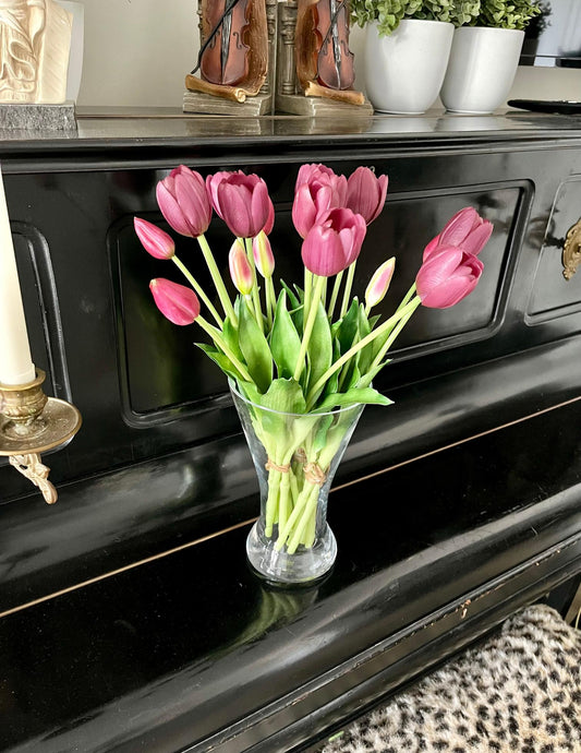 Nep tulpen die net echt lijken rood paars