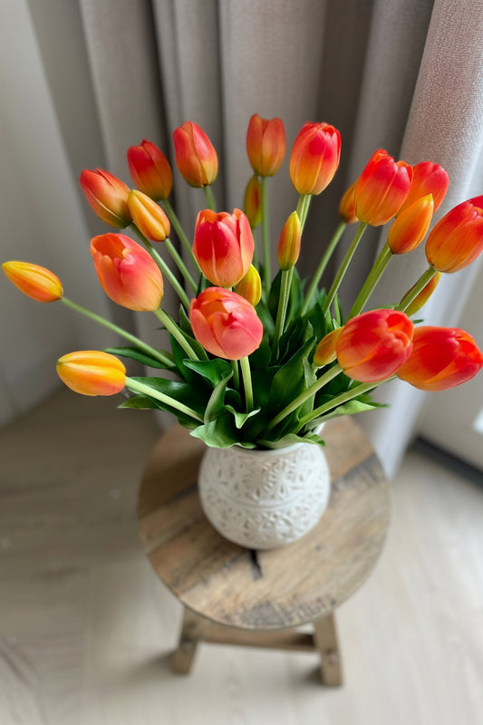 Oranje kunst tulpen real touch in vaas – nep tulpen die echt lijken