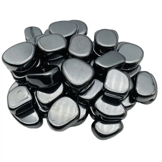 Magnetische hematiet stenen voor aarding, balans, meditatie en spirituele energie.