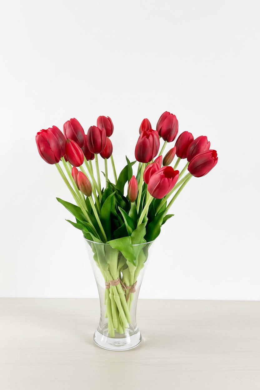 Rode kunst tulpen in vaas – real touch nep tulpen interieur decoratie